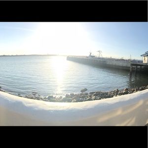 Meet your Posher, Iris